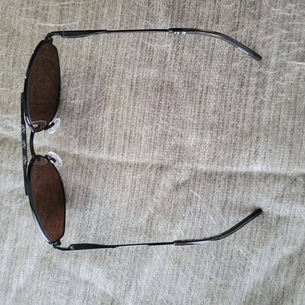 DKNY Women's Dk117s Pilot Sunglasses